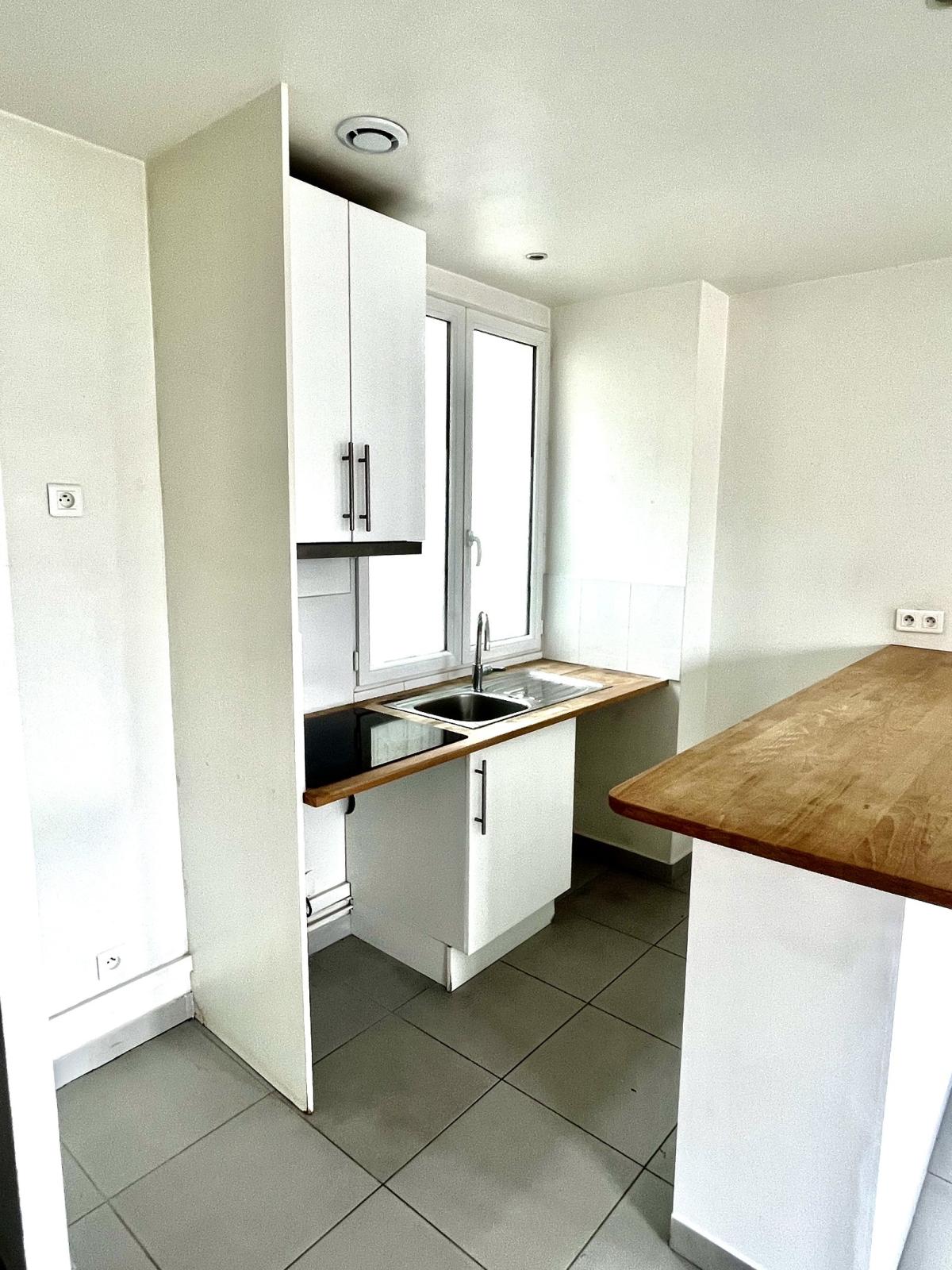 Appartement Rue de Rome à Paris