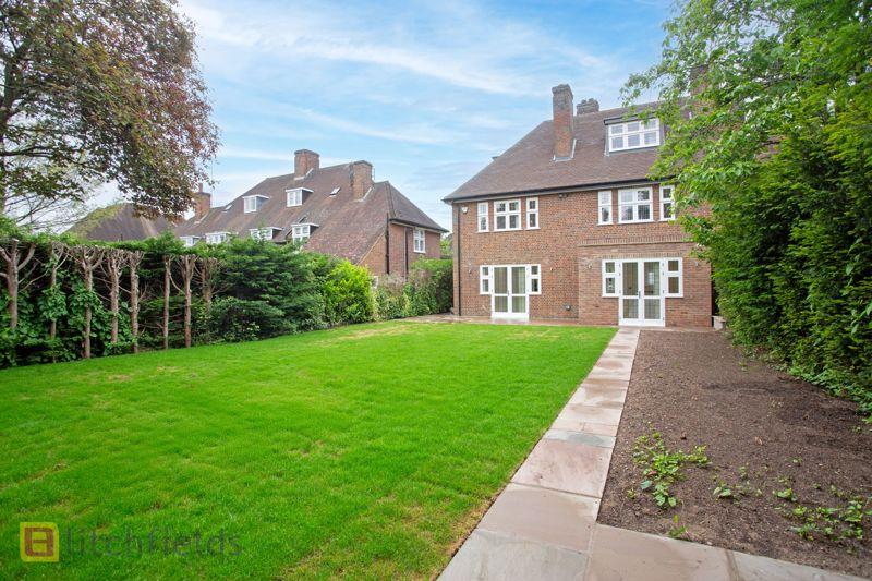 House Southway in London