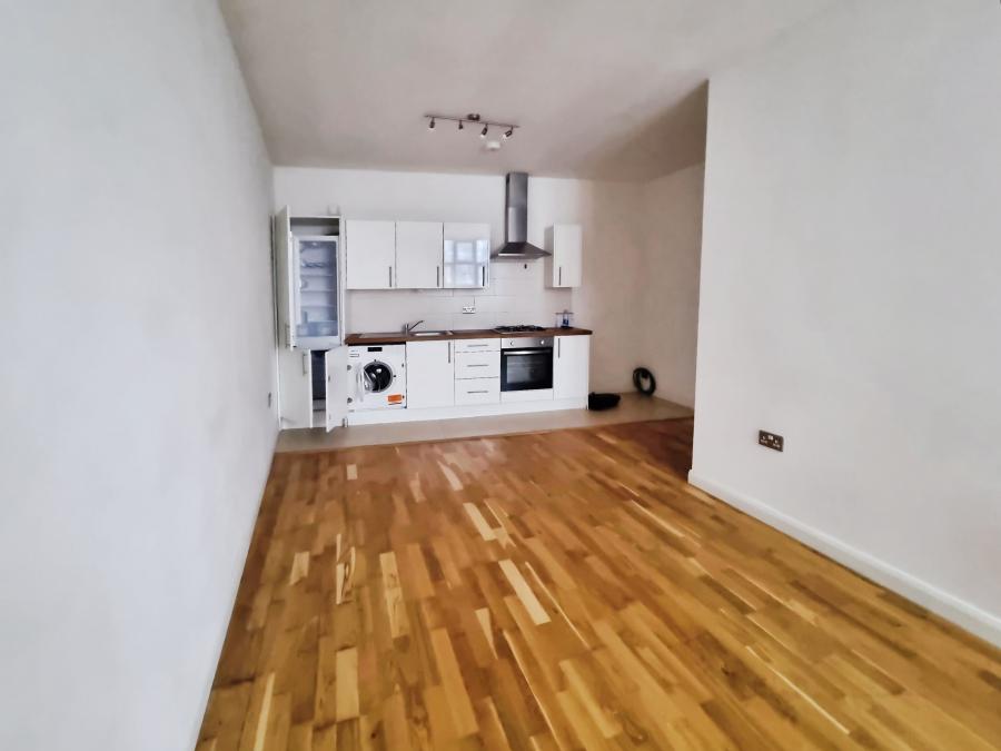 Flat Marine Place in Worthing