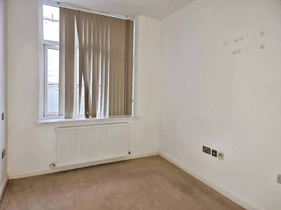 Flat Marine Place in Worthing