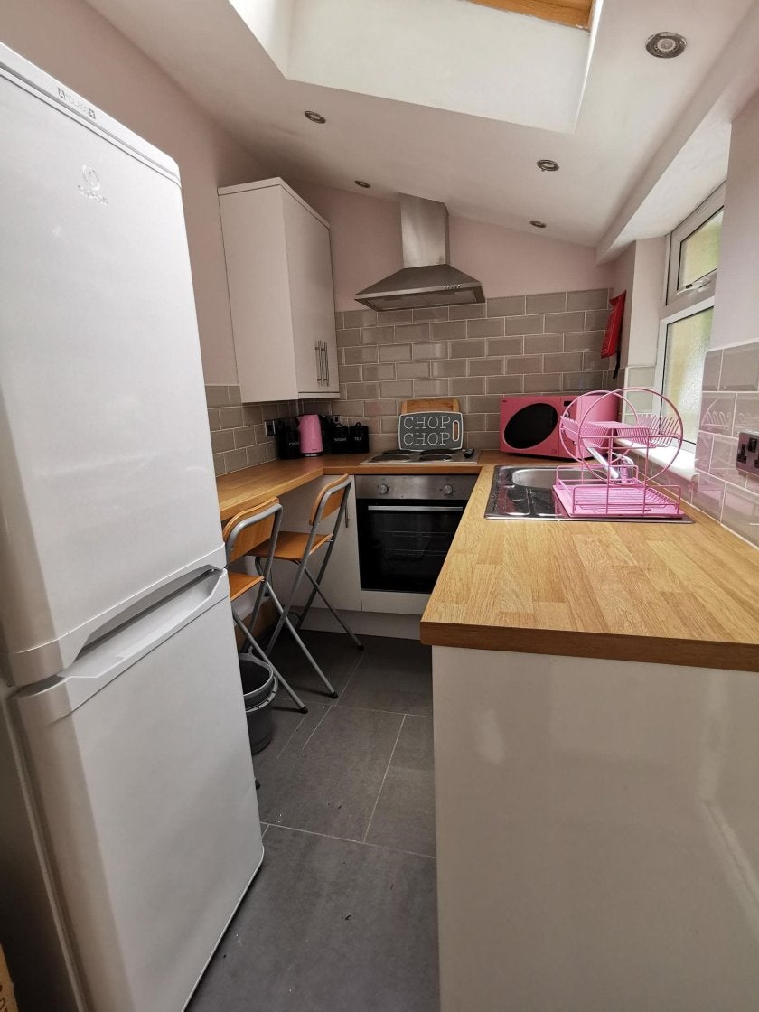 Flat Heathfield in Swansea