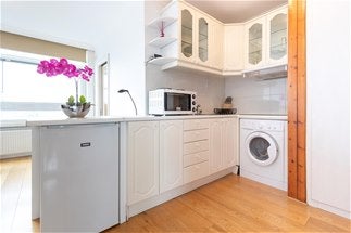 Flat Finchley Road in City of Westminster