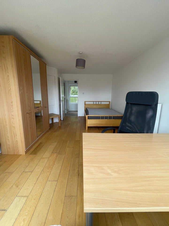 Flat Bingfield Street in Greater London