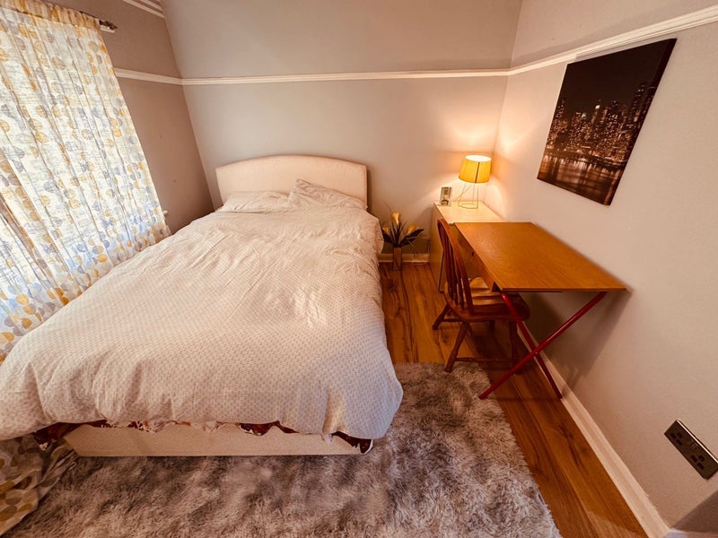 Room Balmain Road in Newcastle upon Tyne