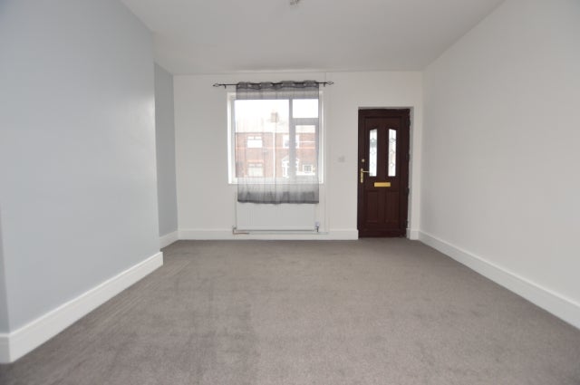 Flat Gaynor Avenue in St Helens