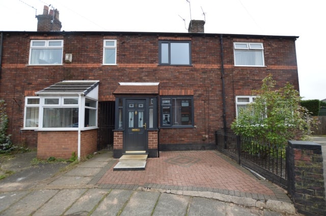 Flat Gaynor Avenue in St Helens