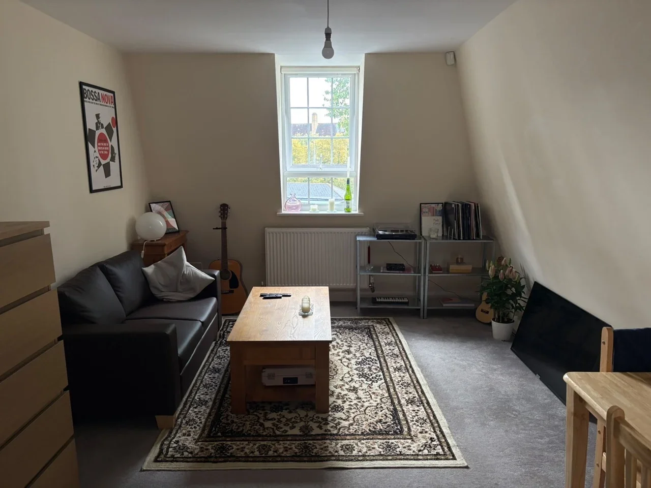 Room Wapping Lane in Greater London