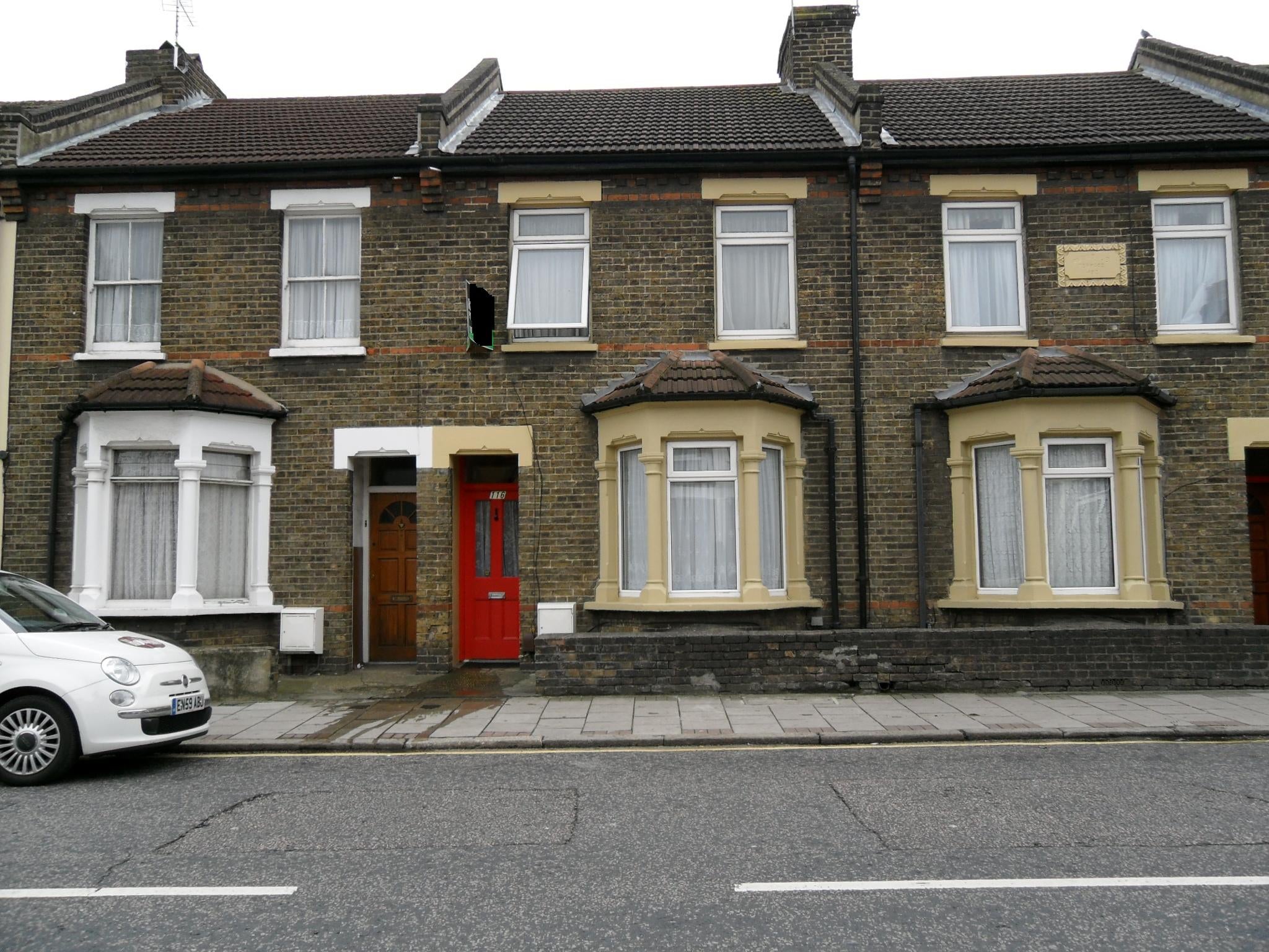 Flat Ley Street in Greater London