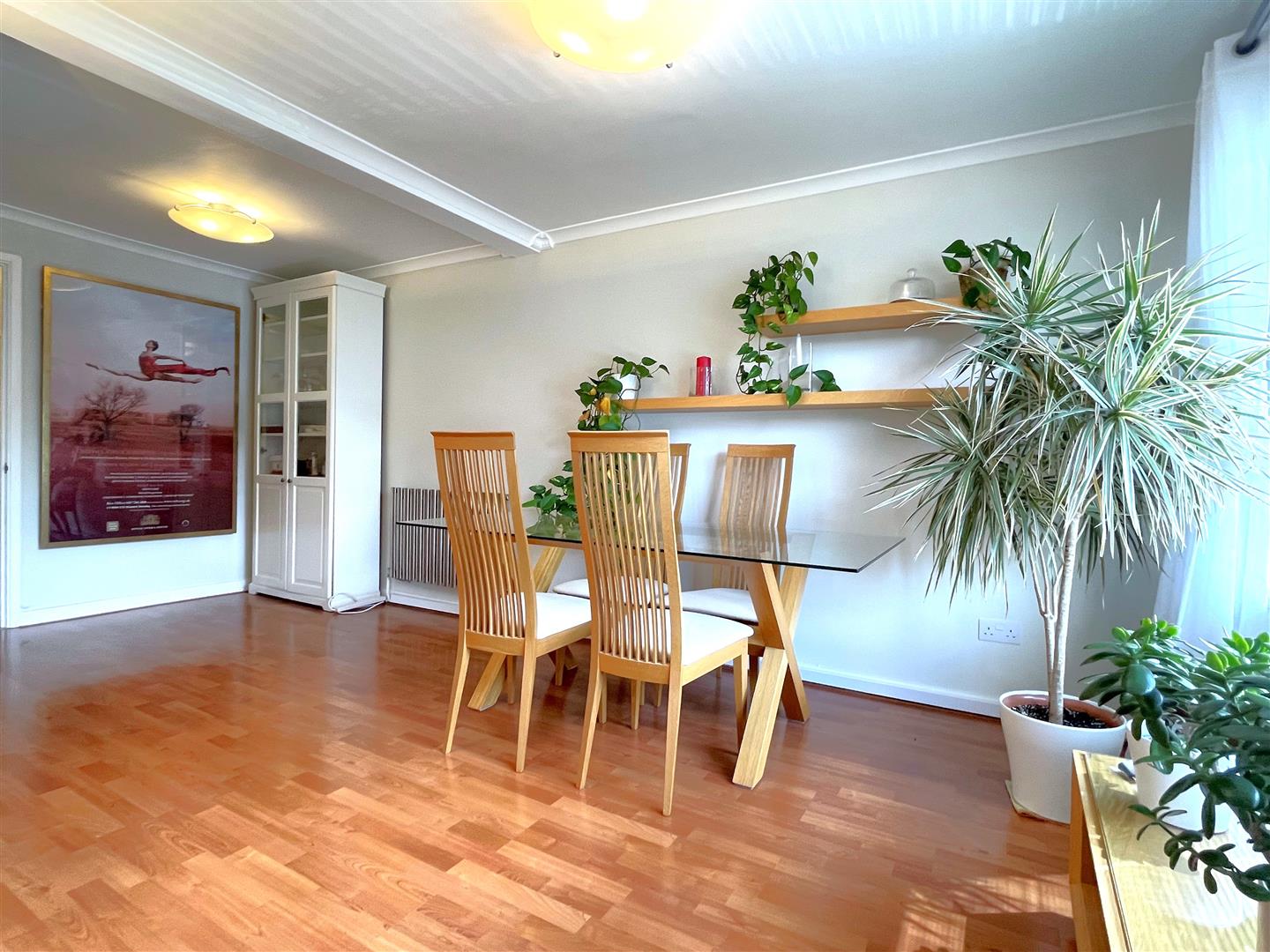 Flat Shortlands Grove in Greater London
