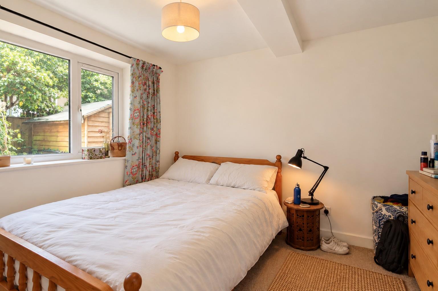 Flat Cranbrook Road in Bristol