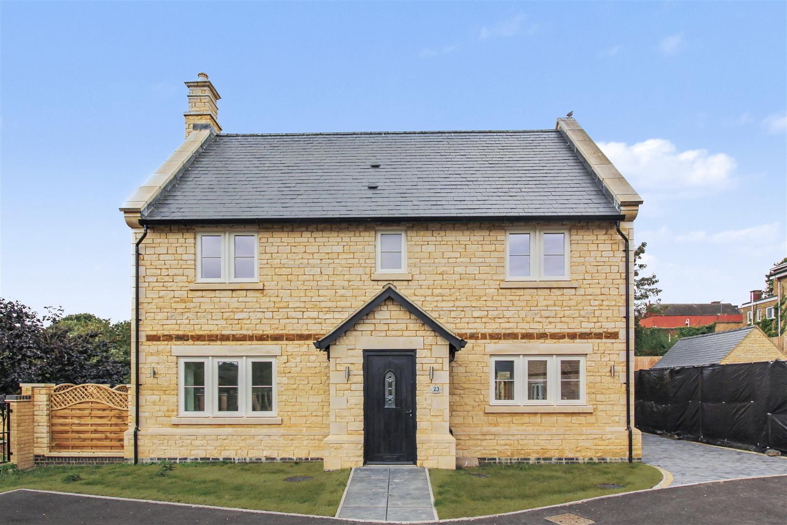 House Castle Mews in Wellingborough