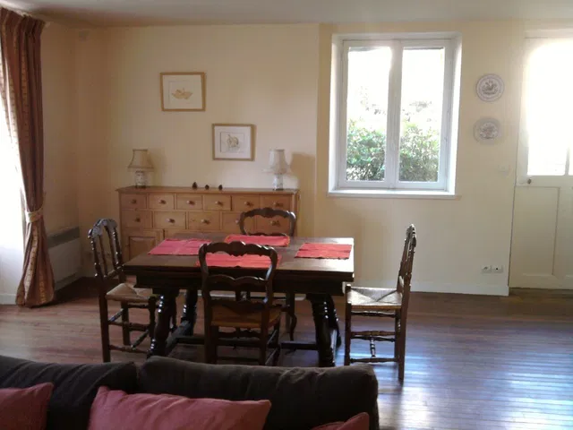 Chambre Rue de l'Église à Civry-la-Forêt
