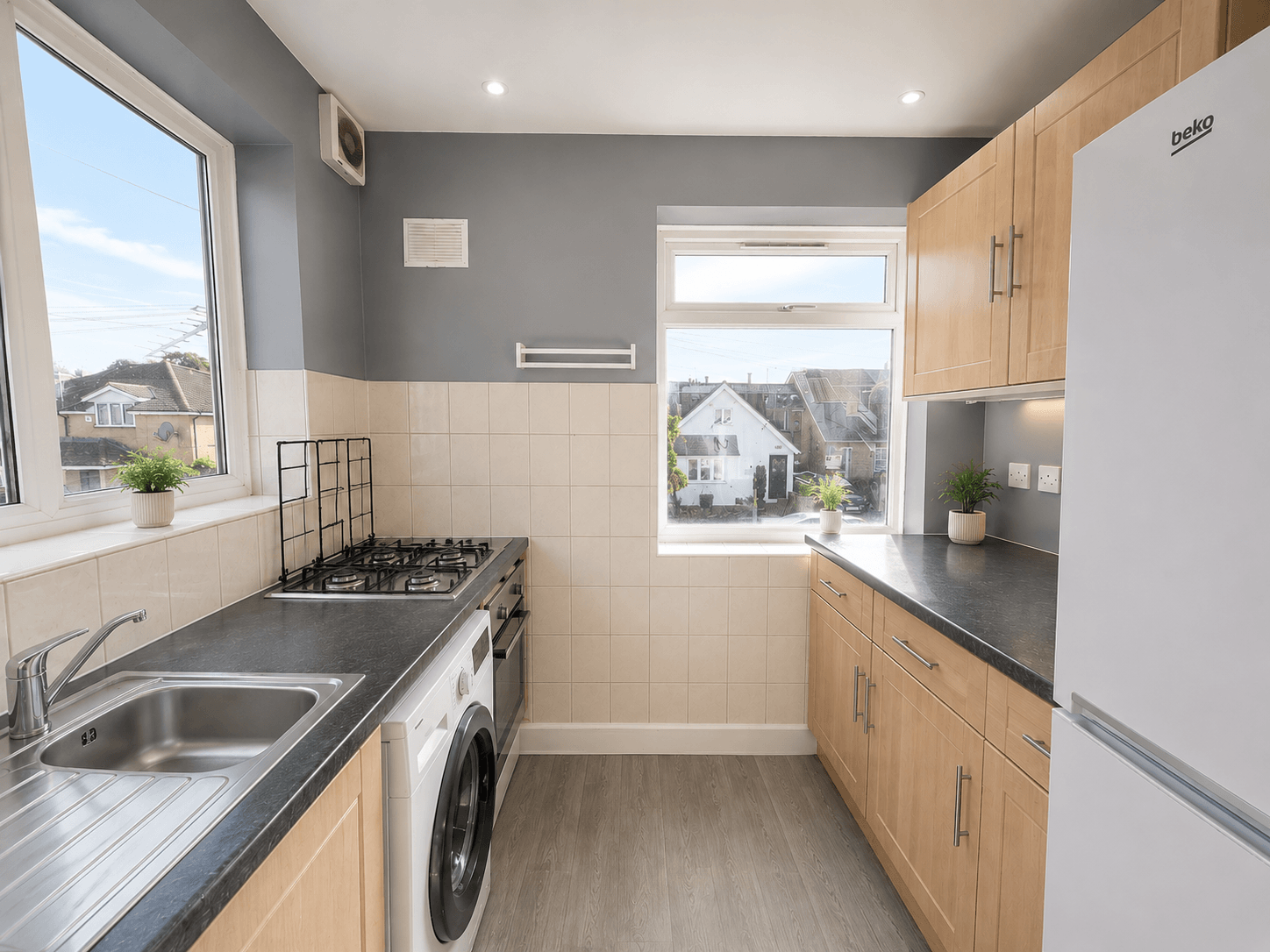 Flat Ithell Court in London