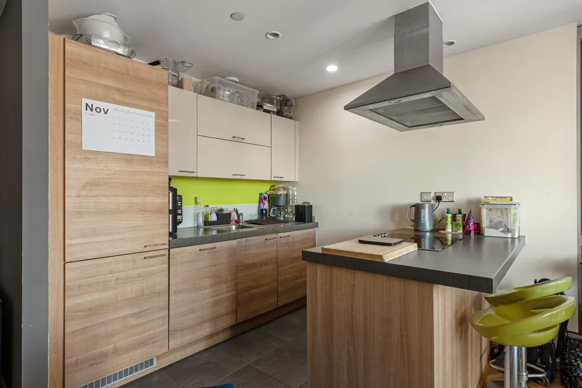 Flat Bruford Court in Greater London