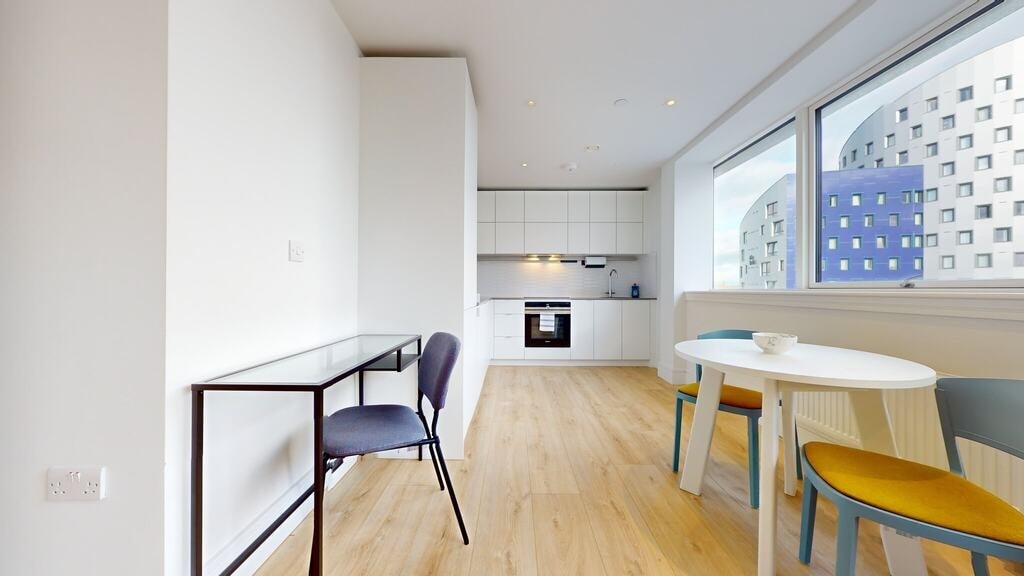 Flat Humphry Repton Lane in Greater London