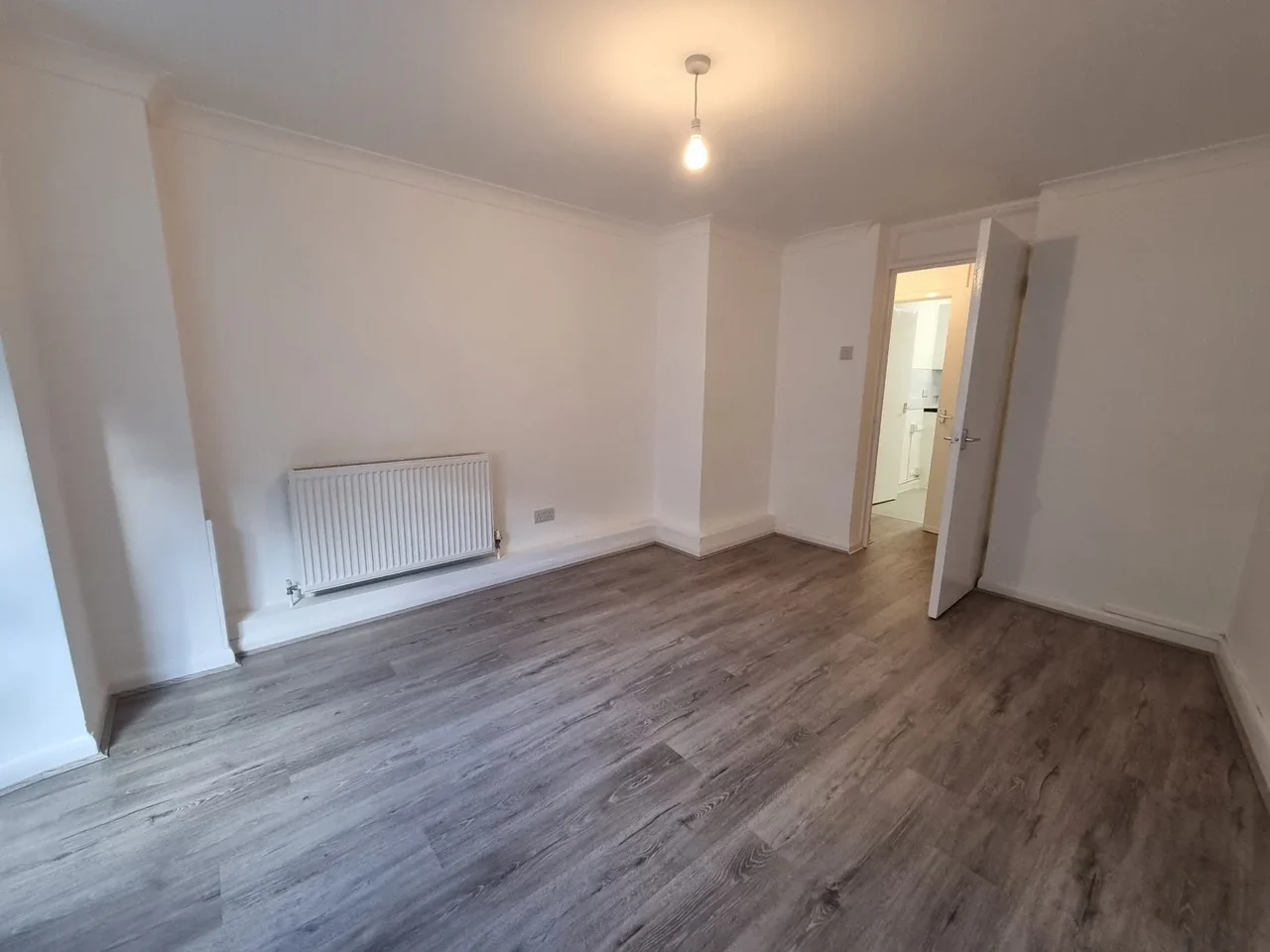 Flat Shenley Road in Greater London