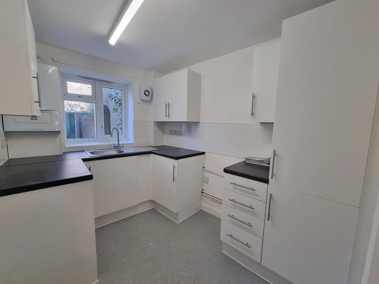 Flat Shenley Road in Greater London