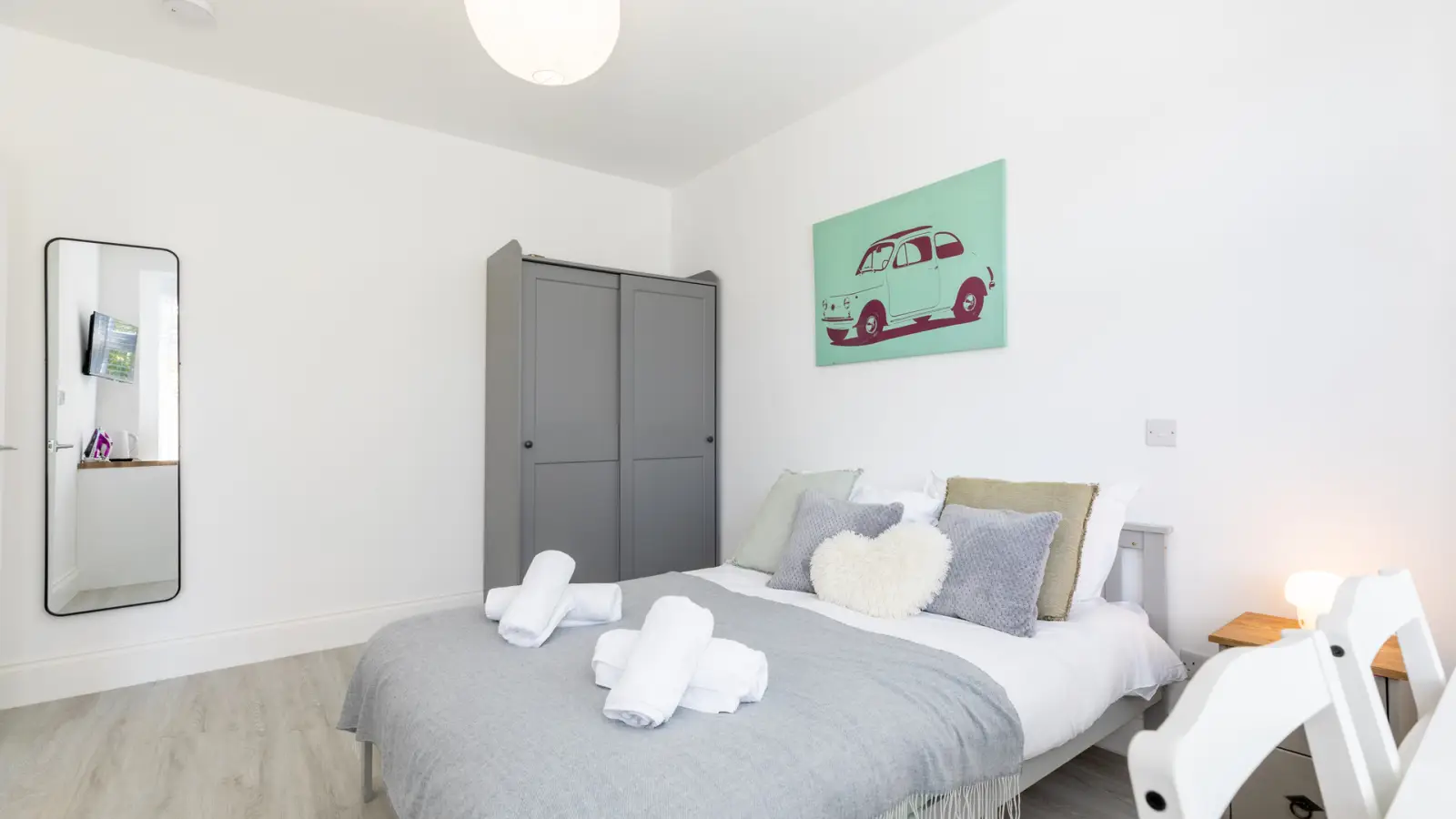 Room Harrow Road in City of Westminster