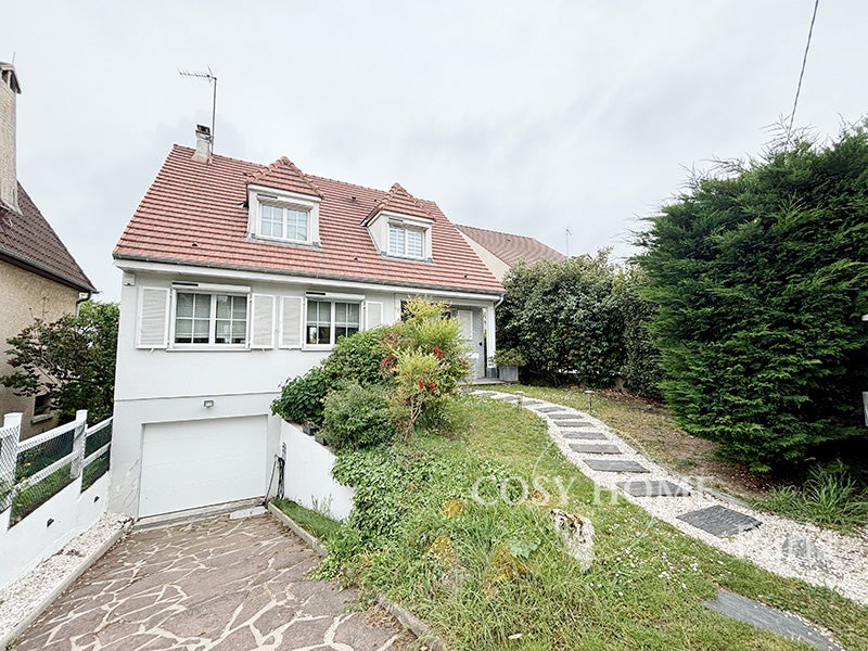 House Rue d'Amblainvilliers in Verrières-le-Buisson