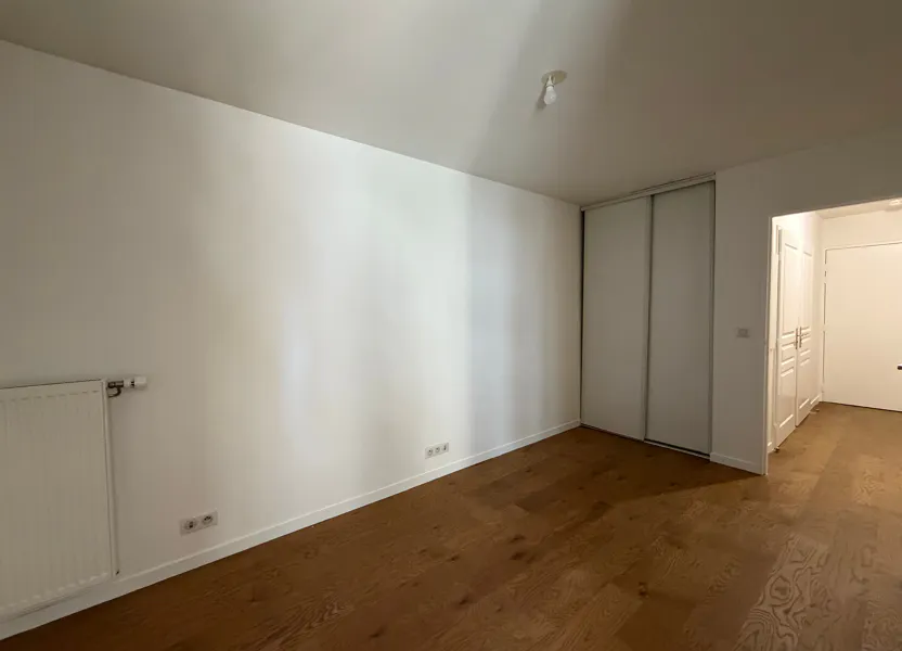 Flat Avenue du Général de Gaulle in Le Plessis-Trévise