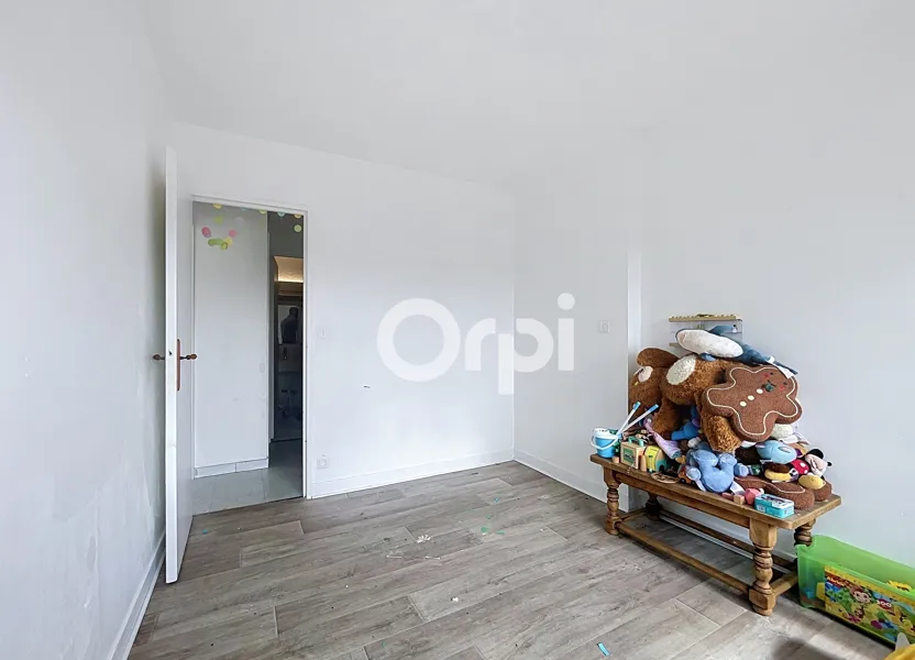 Flat Rue Victor Hugo in Montataire