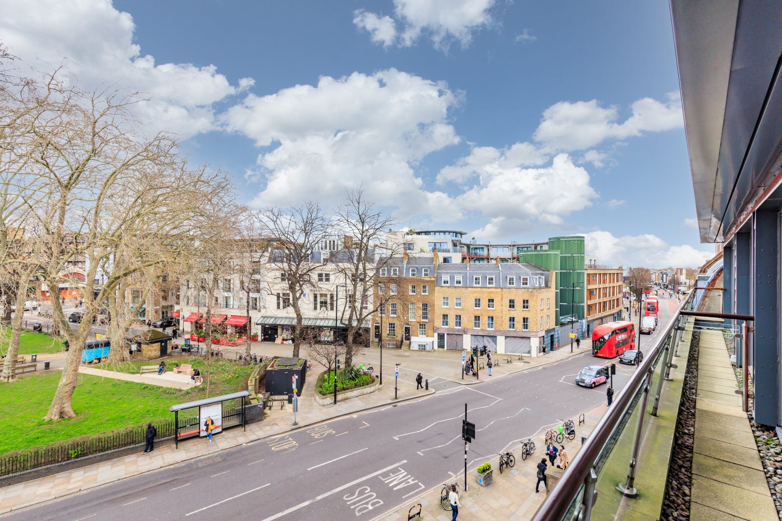 Flat Islington Green in Greater London