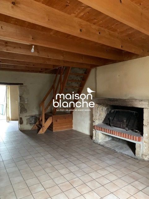 Maison Rue du Vieux Château à Airvault