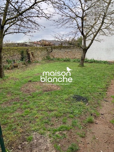 Maison Rue du Vieux Château à Airvault