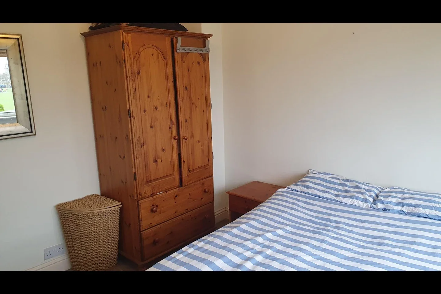 Room Aragon Road in Greater London