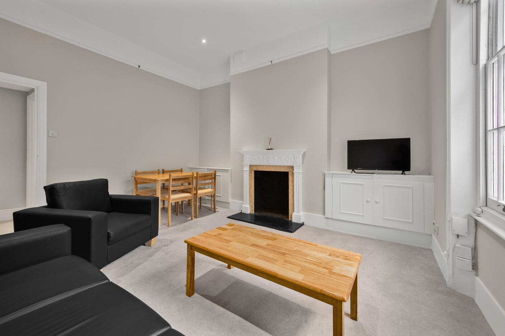 Flat Moreton Terrace in City of Westminster