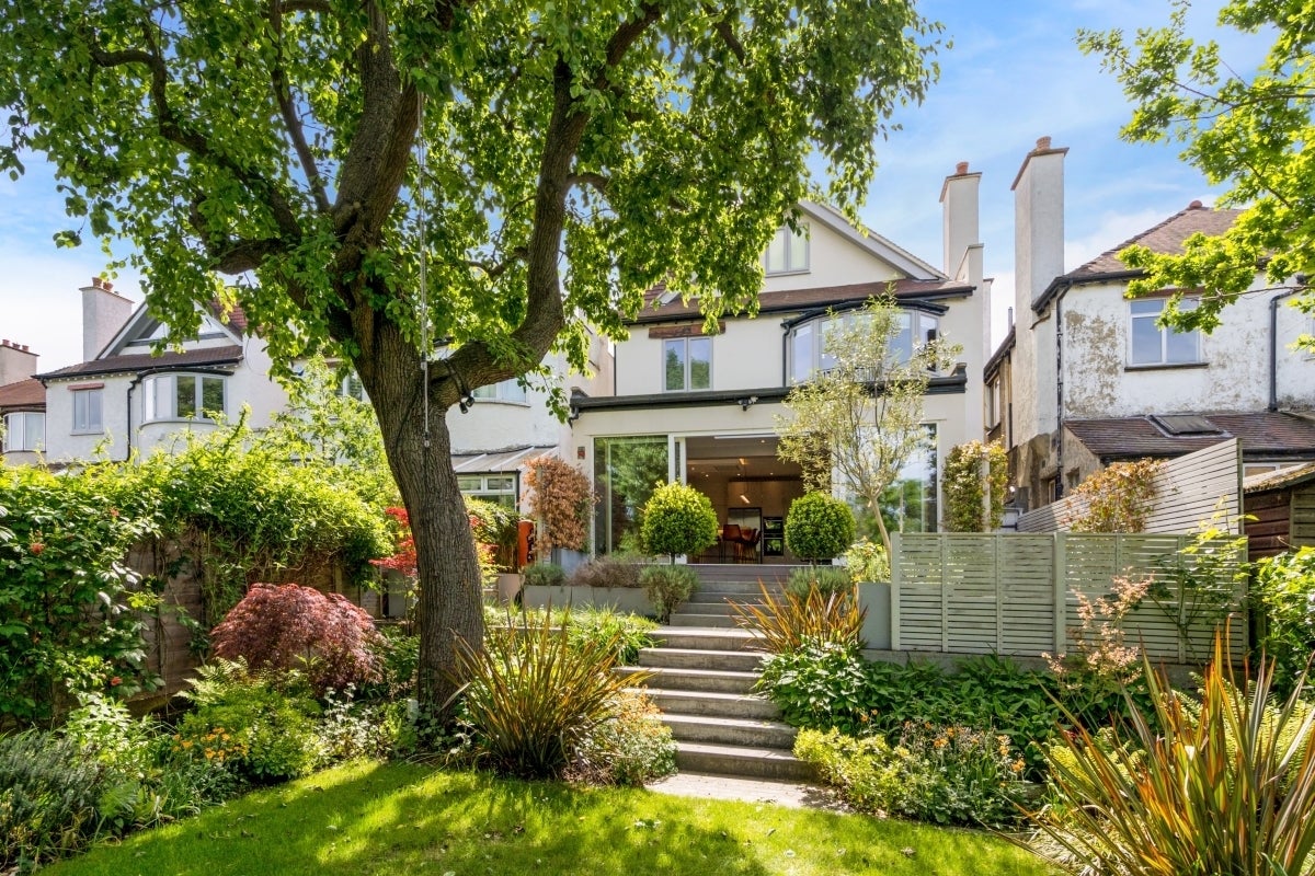 House Vallance Road in Greater London