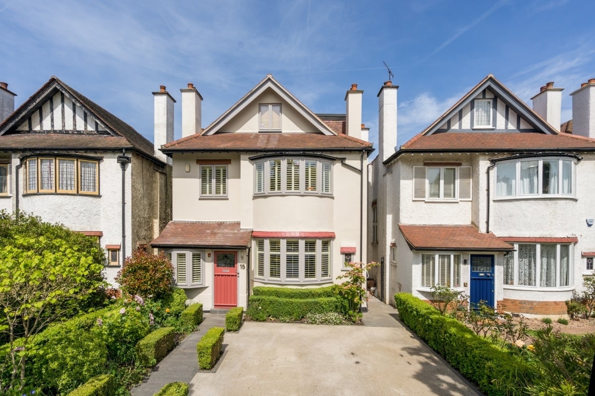 House Vallance Road in Greater London
