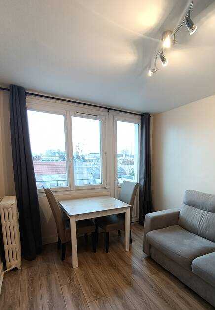 Appartement Rue de Charenton à Paris