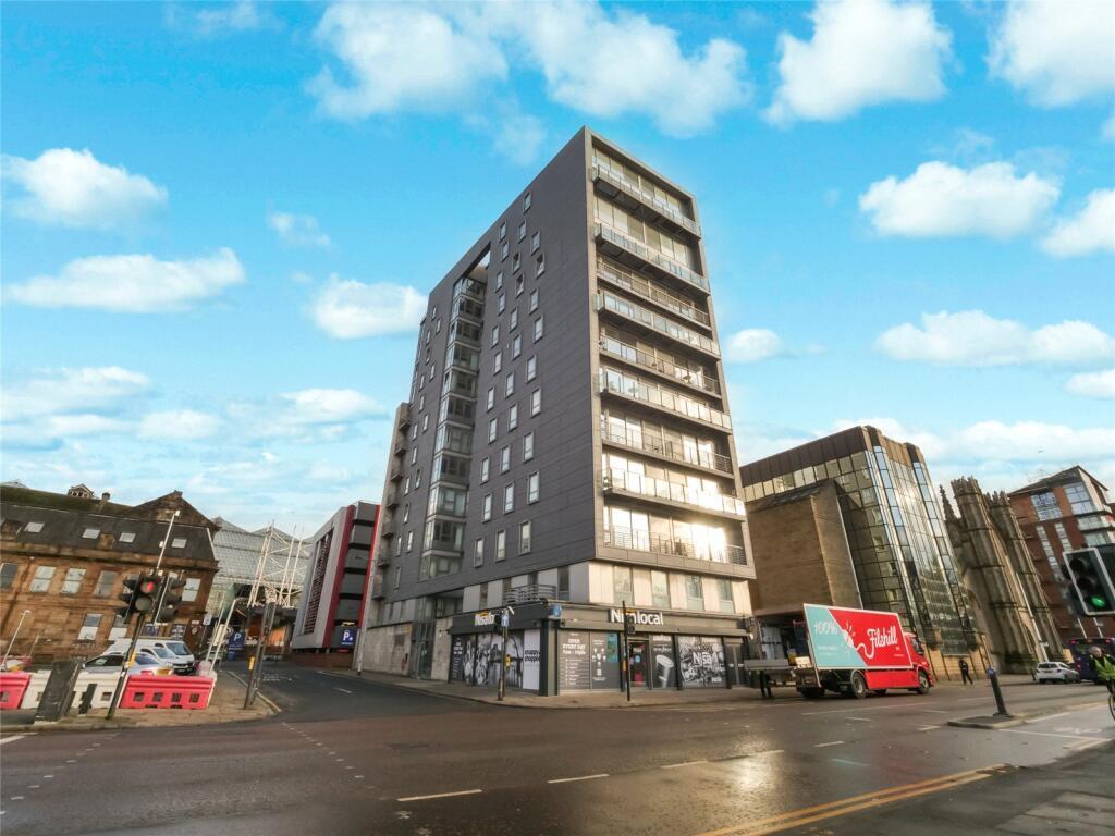 Flat Clyde Street in Glasgow