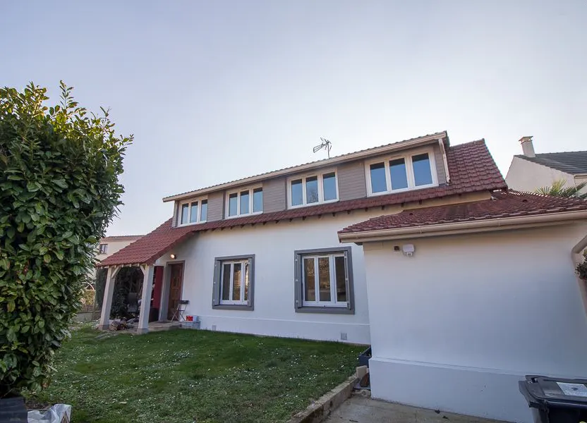 House Rue des Bois in Osny