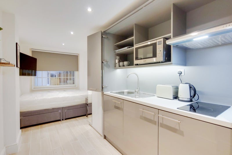 Flat Gloucester Place in City of Westminster