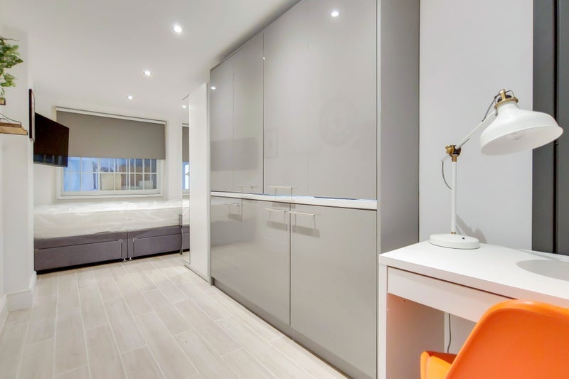 Flat Gloucester Place in City of Westminster