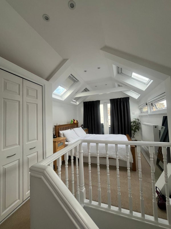Flat Chetwynd Road in Greater London