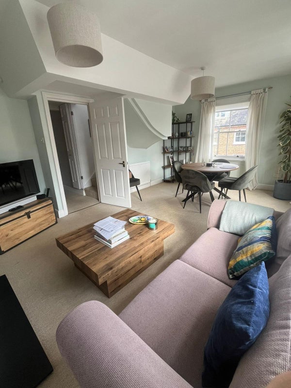 Flat Chetwynd Road in Greater London