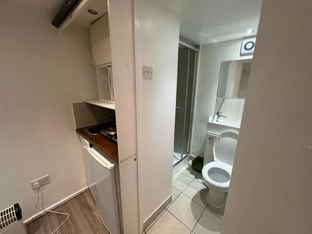 Flat Bennett Road in Greater London