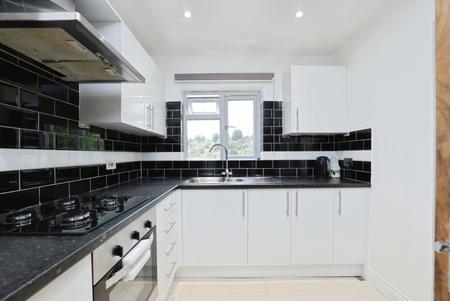 House Deeds Grove in High Wycombe