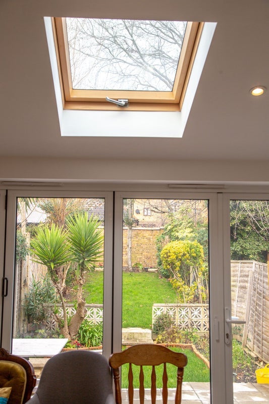 Room Plough Way in Greater London