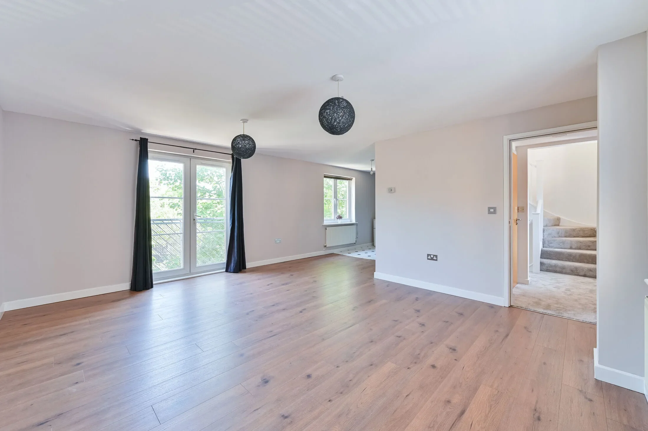 Flat Pascal Mews in Greater London