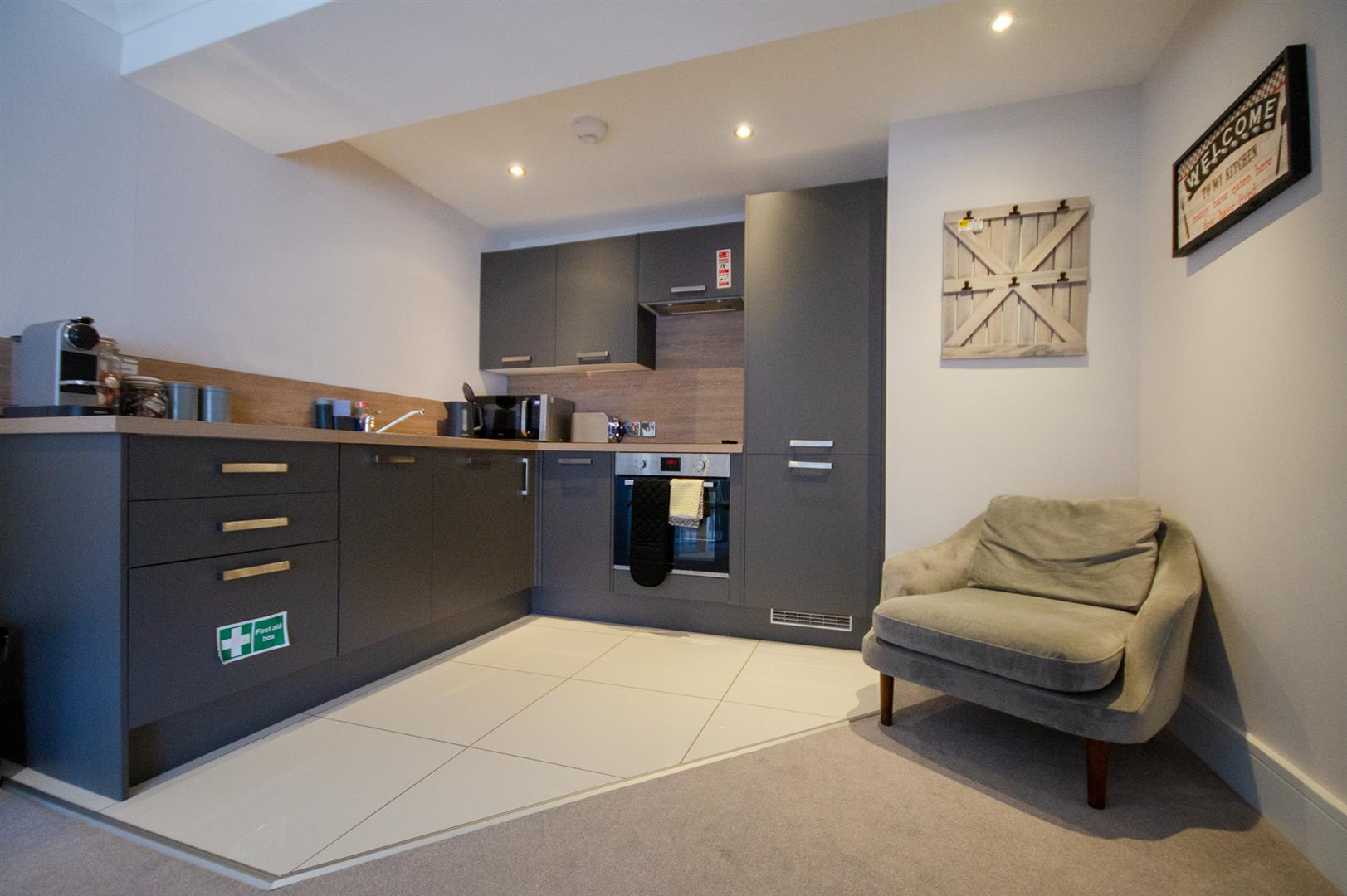 Flat Hawthorn Grove in York
