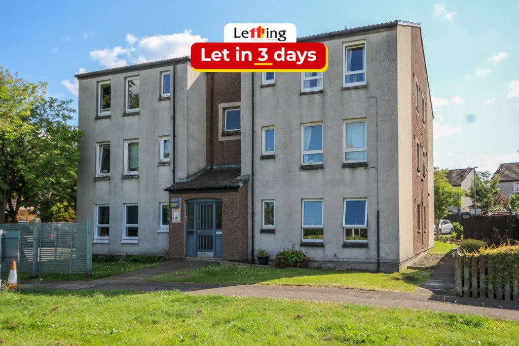Flat Redcraig Road in East Calder