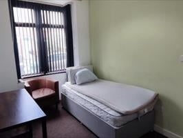 Room Florence Road in Sandwell