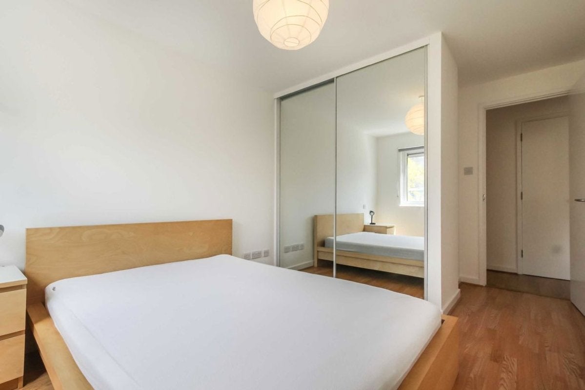 Flat Garford Street in Greater London