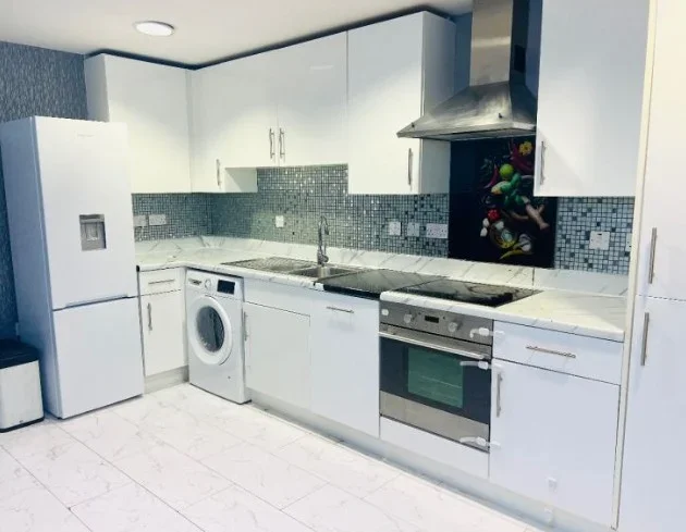 Flat Innes Yard in Greater London