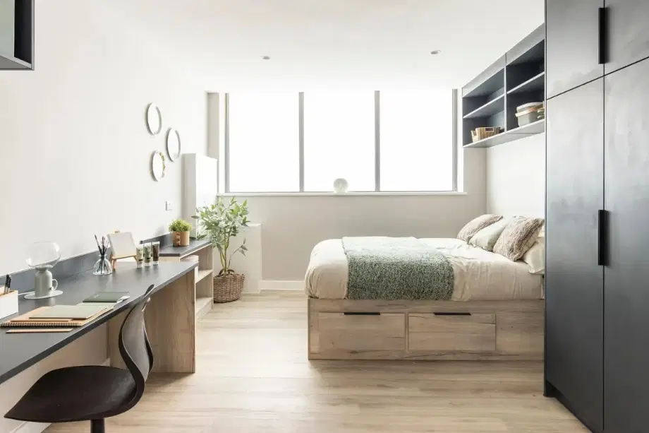 Flat Briggate in Leeds