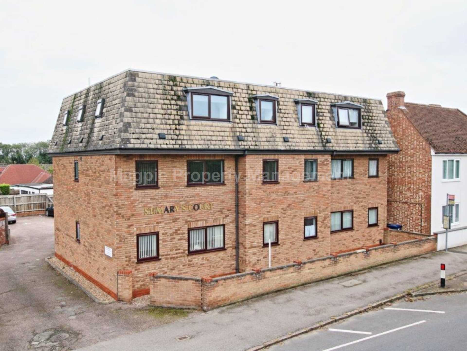 Flat Great North Road in Huntingdonshire